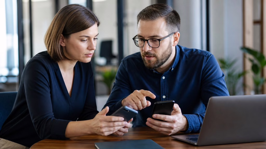 Urządzenia mobilne pracowników a RODO - jak chronić dane na firmowych i prywatnych telefonach